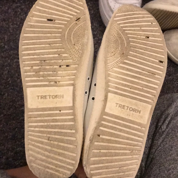 Red Velvet Tretorns - Picture 3 of 4